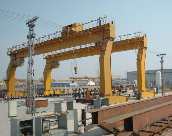 Ứng dụng biến tần cho cổng trục